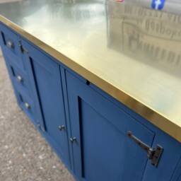 Brass Top Shaker Style Kitchen Island With Breakfast Bar - thumbnail 2