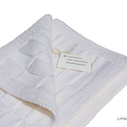 Sale 30% Off Hand Knitted Merino Wool Baby Blanket in Winter White, Bassinet Cover - thumbnail 3