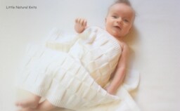 Sale 30% Off Hand Knitted Merino Wool Baby Blanket in Winter White, Bassinet Cover - thumbnail 1