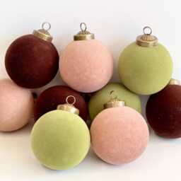 Red Flocked Christmas Ornaments Set, Burgundy Velvet Baubles, Elegant Holiday Tree Decor - thumbnail 4