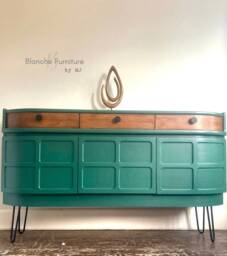 Mid Century Luxury Sideboard Nathan - Curved Teak Forrest Green Steel Hairpin Legs