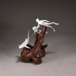 Pellucida Blue Shark Sculpture Divers On Burlwood Base, 9In - thumbnail 4