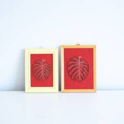 Monstera Leaf Embroidery in Frame, Reuse, Recycled Nature Embroidery, Cute Gift, Wall Art, Plant, Leaves, Nature, Nice Frame - thumbnail 3