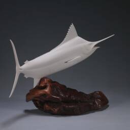 Marlin Sculpture Decor By John Perry 18In Long Pellucida Figurine On Burlwood Base - thumbnail 4