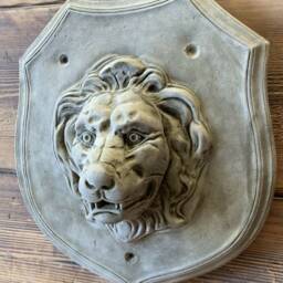 stone Garden Lion On Shield Wall Plaque Gift Ornament - thumbnail 4