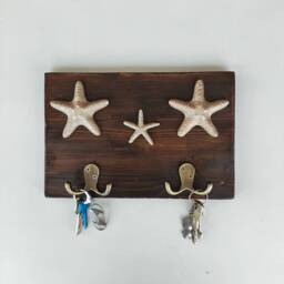 Rustic Wall Keys Holder With Golden Starfish, Dark Recycled Wood Key Hanger, Beach Cottage Entrance Decor