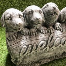 Concrete Puppies Puppy Welcome Sign Outdoor Sculpture Garden Lawn Ornament Frost Protected - thumbnail 3