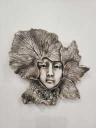 Green Girl Face Wall Plaque Home Decor Leaf - thumbnail 1