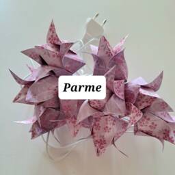 Origami-Style Electric String Lights, Cherry Blossom Design, 10 Lanterns, Several Colors To Choose From - thumbnail 4