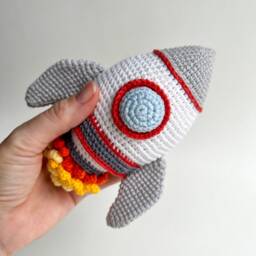 Crochet Rocket Ship Rattle Toy Space Nursery Decor - thumbnail 2