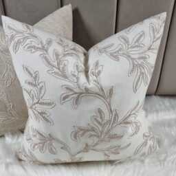 John Lewis & Partners Acanthus Fabric Cushion Cover Crewel Beige Embroidery On Off White Cotton Background - Pillow Throw Country Home - thumbnail 2