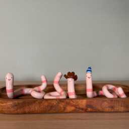 Ceramic Worm, Randomly Selected Worm, Cute Trinket - thumbnail 2
