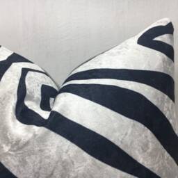 Ikat Velvet Pillow Cover, Handwoven Silk, Modern Home Decor - 20x20 - thumbnail 2