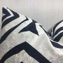 Ikat Velvet Pillow Cover, Handwoven Silk, Modern Home Decor - 20x20 - thumbnail 3