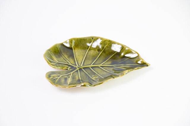 Soap Dish, Ceramic Bowl, Leaf, Handbuilding Techniques, Gift, Bathroom Decor, Green Dish, Ceramics & Pottery - image 1