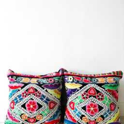 2 Throw Pillow Cushion Covers Made From Handmade Peruvian Upcycled Embroidered Pollera Fabric - Qr1 - thumbnail 3