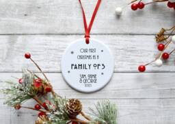 Personalised First As A Family Of ... 3 4 5 6 Etc. Christmas Ceramic/Porcelain Hanging Decoration Keepsake - New Baby Art Deco