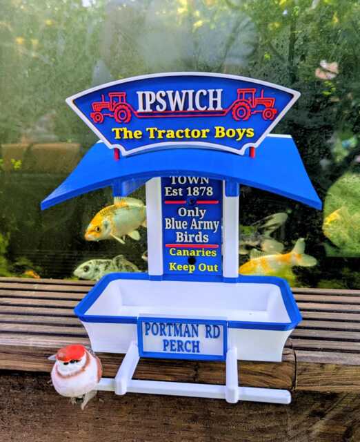 Ipswich Town Fly-Thru Bird Feeder Portman Road Tractor Boys Garden Feeding Station Quirky Bird Table - image 1