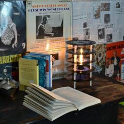 Upcycled Vinyl Record Lamp Retro Art Deco Table Lamp - thumbnail 2