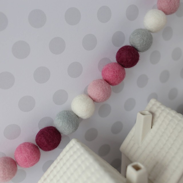 Christmas Garland - Tree Decorations Felt Ball Sugar Plum Holiday Decor Pom Pom - image 1