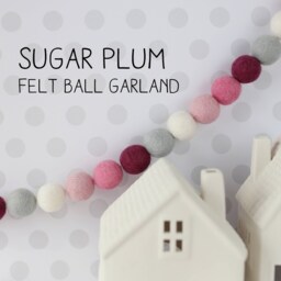 Christmas Garland - Tree Decorations Felt Ball Sugar Plum Holiday Decor Pom Pom - thumbnail 2
