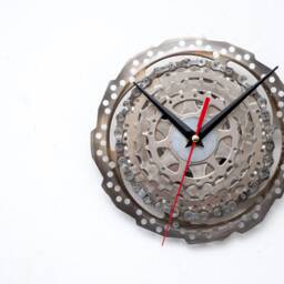 Bicycle Sprocket Clock, Bike Wall Gift, Cyclist Unique Boyfriend Husband Birthday Dad Clock - thumbnail 2