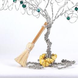 Wizard Of Oz Wire Art Tree Sculpture Or Wedding Cake Topper - thumbnail 3
