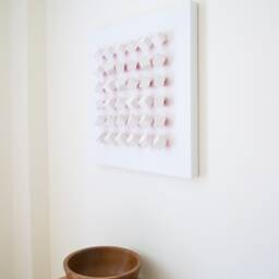 Modern Art Wall Sculpture Block Geometric Minimalist Grid Pattern White With Red Color Reflection Rotatable Blocks Changeable Pattern - thumbnail 3