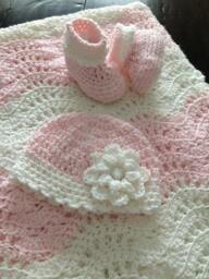 Handmade Pink & White Crochet Baby Blanket - Soft Ripple Girl Gift Newborn Shower Nursery Decor - thumbnail 2