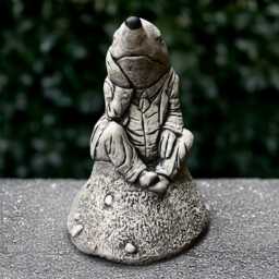 Sitting Mole Sculpture Concrete Sitting Statue Outdoor Animal Decoration Handmade Ornament Garden Decor Yard Art Lover Gift - thumbnail 3
