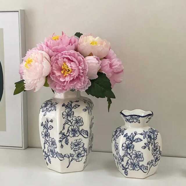 Handmade Chinese Blue & White Porcelain Vase Retro Home Decor - image 1