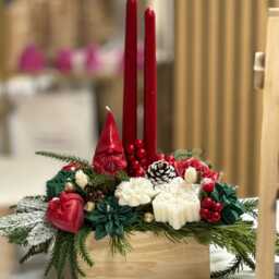 Christmas Table Decor Candle Arrangement - Handmade Soy Wax Holiday Flower Display Winter Home Decoration - thumbnail 3