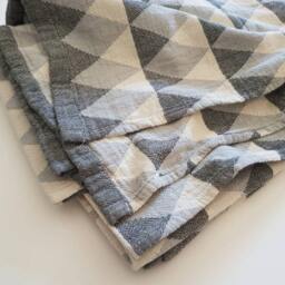 Triangle Grey Blanket - Fashion Gray Coverlet 100 % Cotton Sofa Throw Summer Beach Blanket Travelling & Camping Festival - thumbnail 2