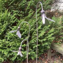 Set Of 3 Metal Snowdrops Garden Plant Support Ornaments - thumbnail 3