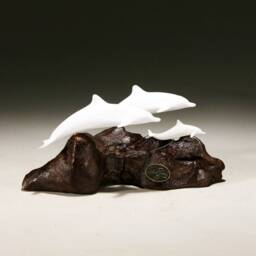 Dolphin Sculpture By John Perry Family 10 Inches Long On Polished Burlwood Base. Signed - thumbnail 3