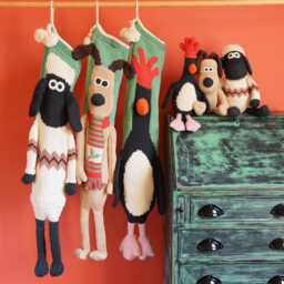 Wallace & Gromit Character Christmas Stockings - Hand Knitted X