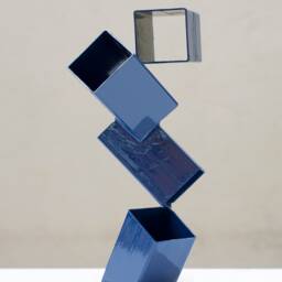Canduela Sculpture Steel Blue/Escultura Acero Azul Cubic Spaces 2 - thumbnail 3