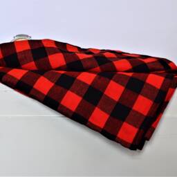 African Maasai Shuka Blanket - Red & Black Plaid Acrylic Throw - thumbnail 2