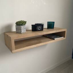 Console/Tv Stand Floating Shelf in Oak - thumbnail 3