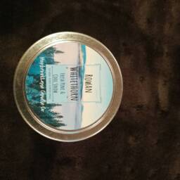 Rowan Whitethorn Candle - Fresh Pine & Snow Scent - thumbnail 3