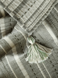Ira Cotton Throw - thumbnail 2
