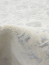 Oryn Wool & Bamboo Silk Hand-Knotted Rug - thumbnail 6