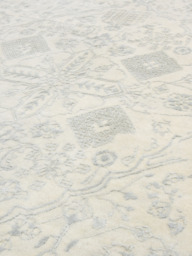 Oryn Wool & Bamboo Silk Hand-Knotted Rug - thumbnail 3
