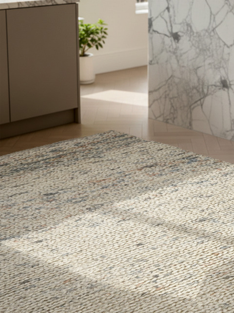 Samaira Hand-woven Jute Rug - 152x244 cm
