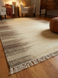 Anne Hand-woven Wool Rug - thumbnail 1