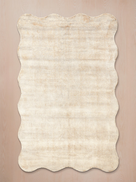 Nayra Hand-woven Scalloped Rug - 140x200 cm