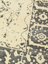 Rhevan Hand-knotted Wool & Bamboo Silk Rug - thumbnail 4