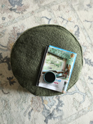 Oliva Green Pouffe - thumbnail 2