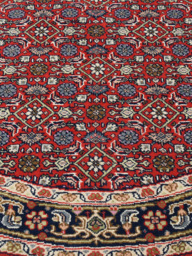 Vaari Round Hand-knotted Wool Rug - thumbnail 4
