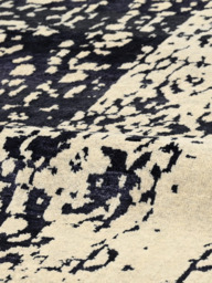 Elowen Hand-knotted Wool & Bamboo Silk Rug - thumbnail 6